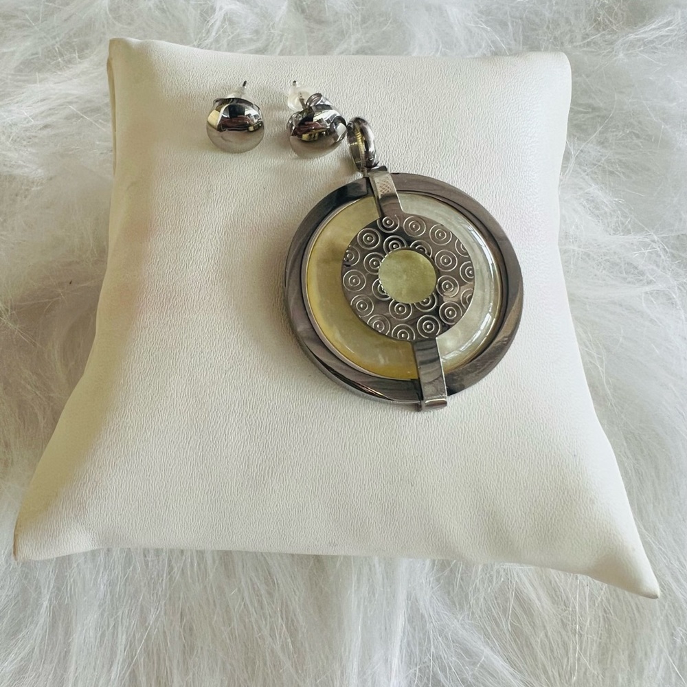 Stainless Steel “Osani” Set with Mother of Pearl